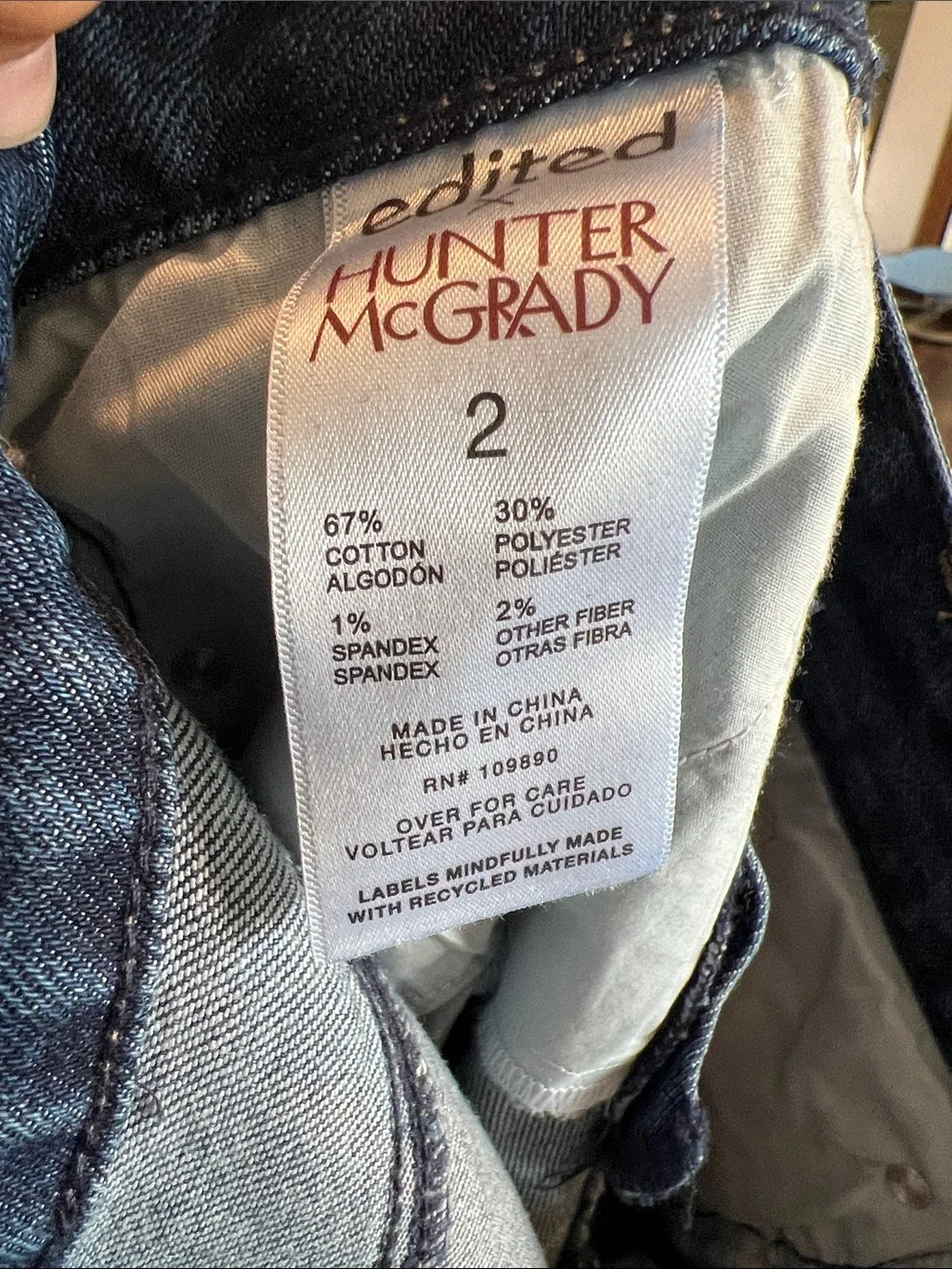 Relaxed Fit Men's Jeans in Dark Blue Wash
